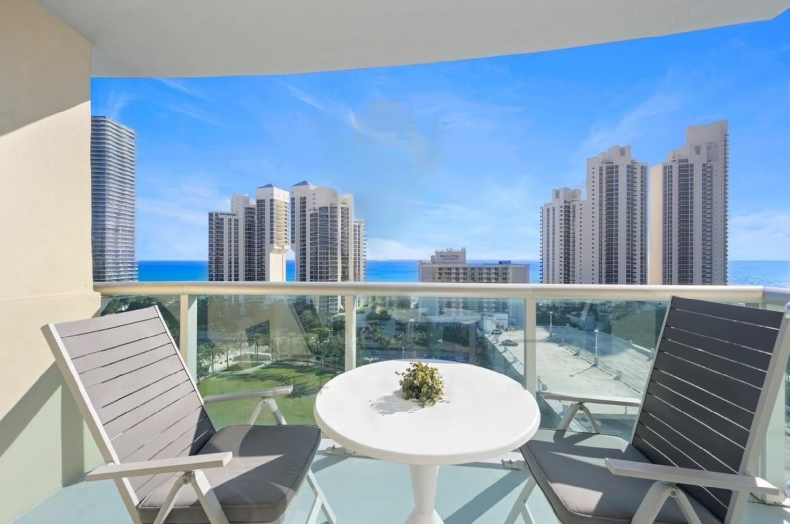Vista al mar desde el apartamento en Sunny Isles Beach